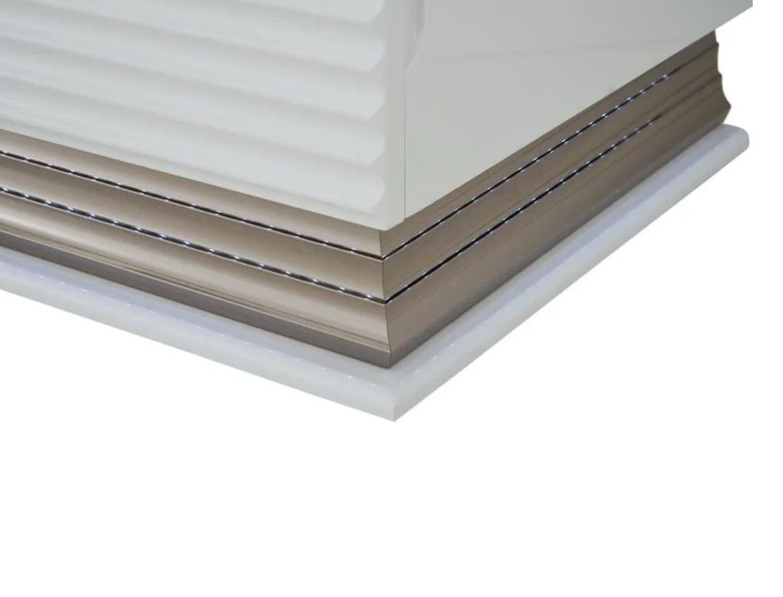 Dalal White 5 drawers Chest
