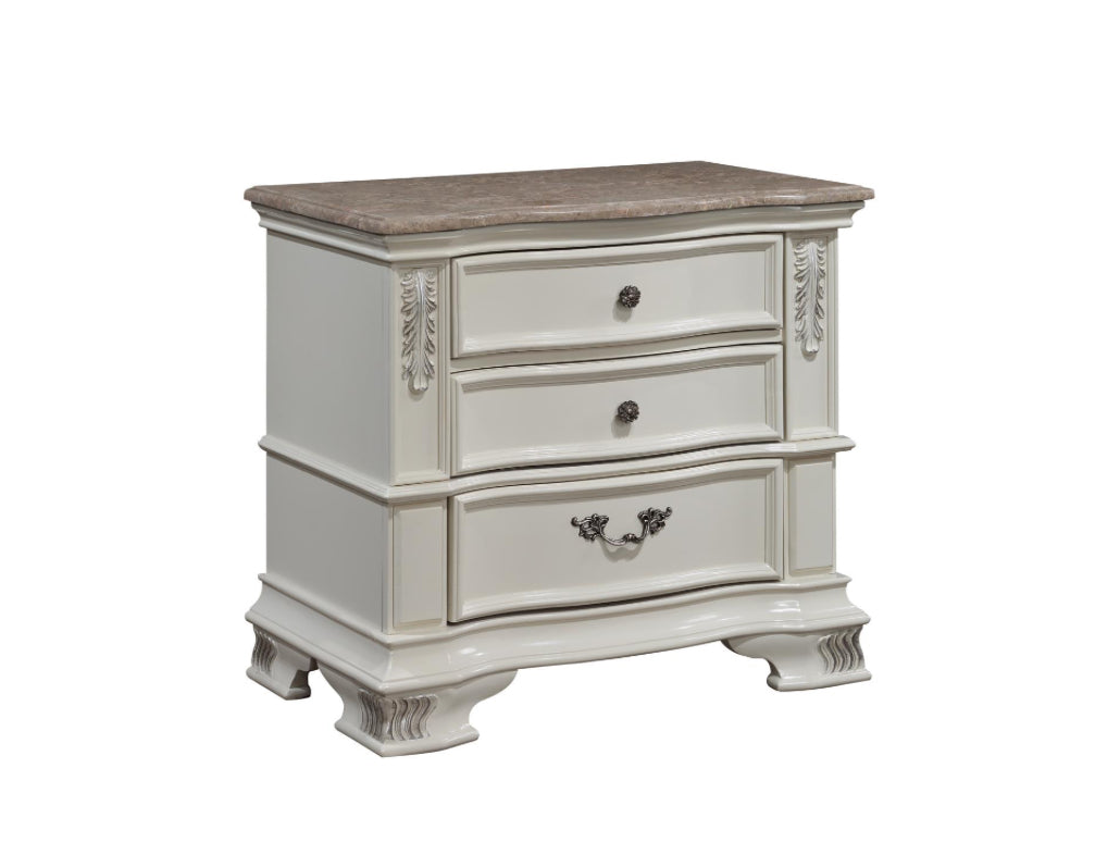 B585 - AUSTIN 4 PC (King Bed, Dresser, Mirror, Nightstand)
