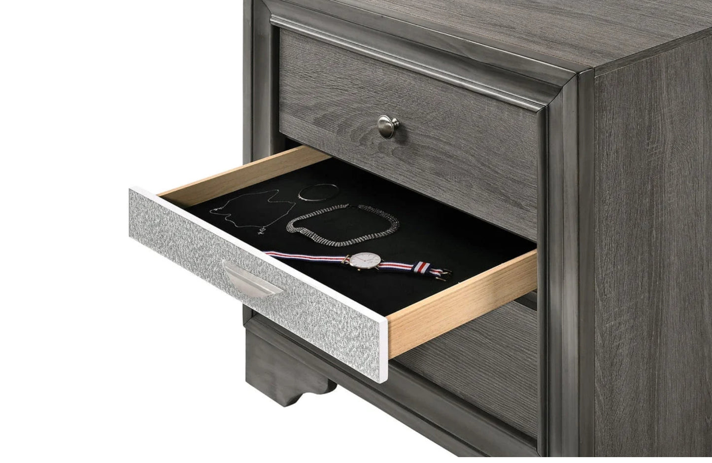 Lubna Gray B150 4 Piece Set Includes: QUEEN Bed, Dresser, Mirror, Nightstand
