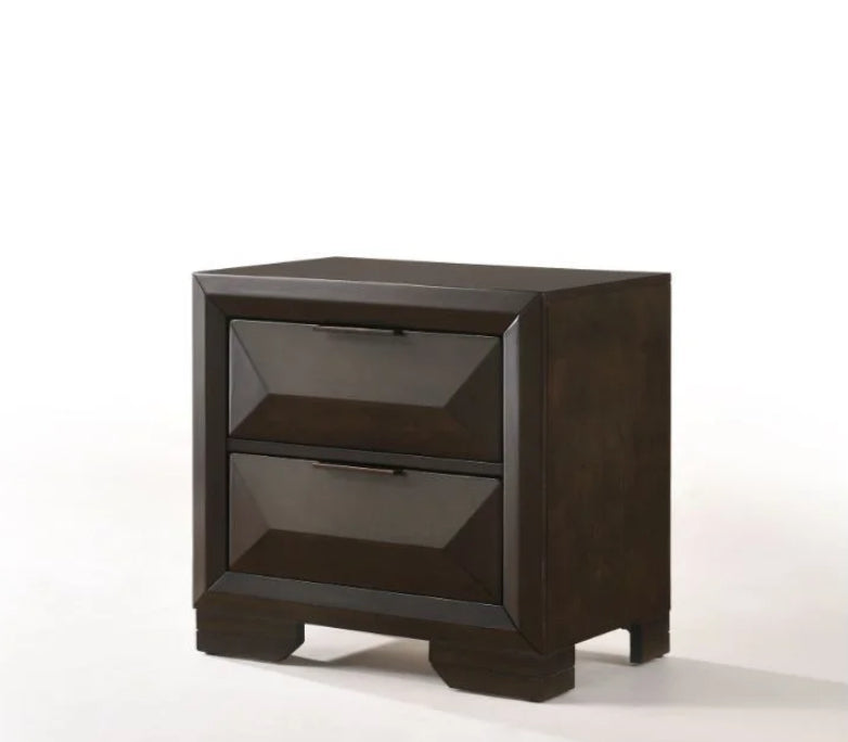 Mabel B175 5 Piece Set Includes: King Bed, Dresser, Mirror, Nightstand, Chest