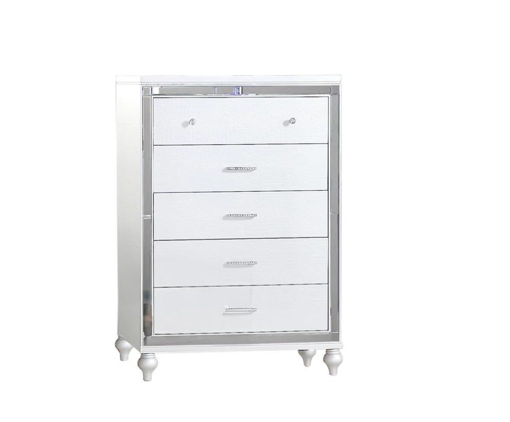 B516 - EMMA WHITE 5 PC (Queen Bed, Dresser, Mirror, Nightstand, (FreeChest)