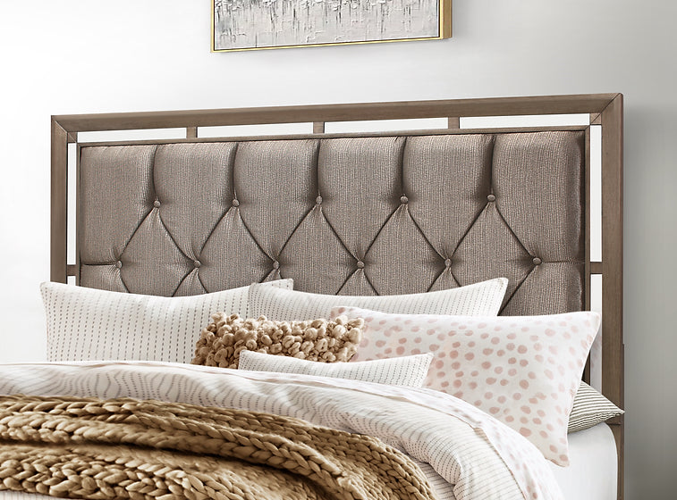 Ivy Champagne 4 Piece Set Includes: Queen Bed, Dresser, Mirror, Nightstand