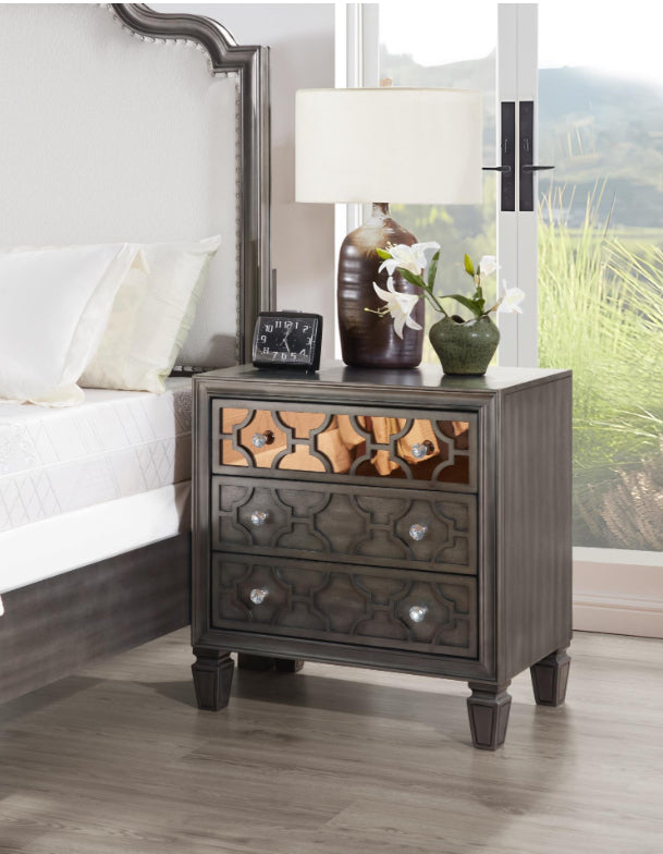 B086-QDM	QUEEN BED-DRESSER-MIRROR-NIGHT STAND